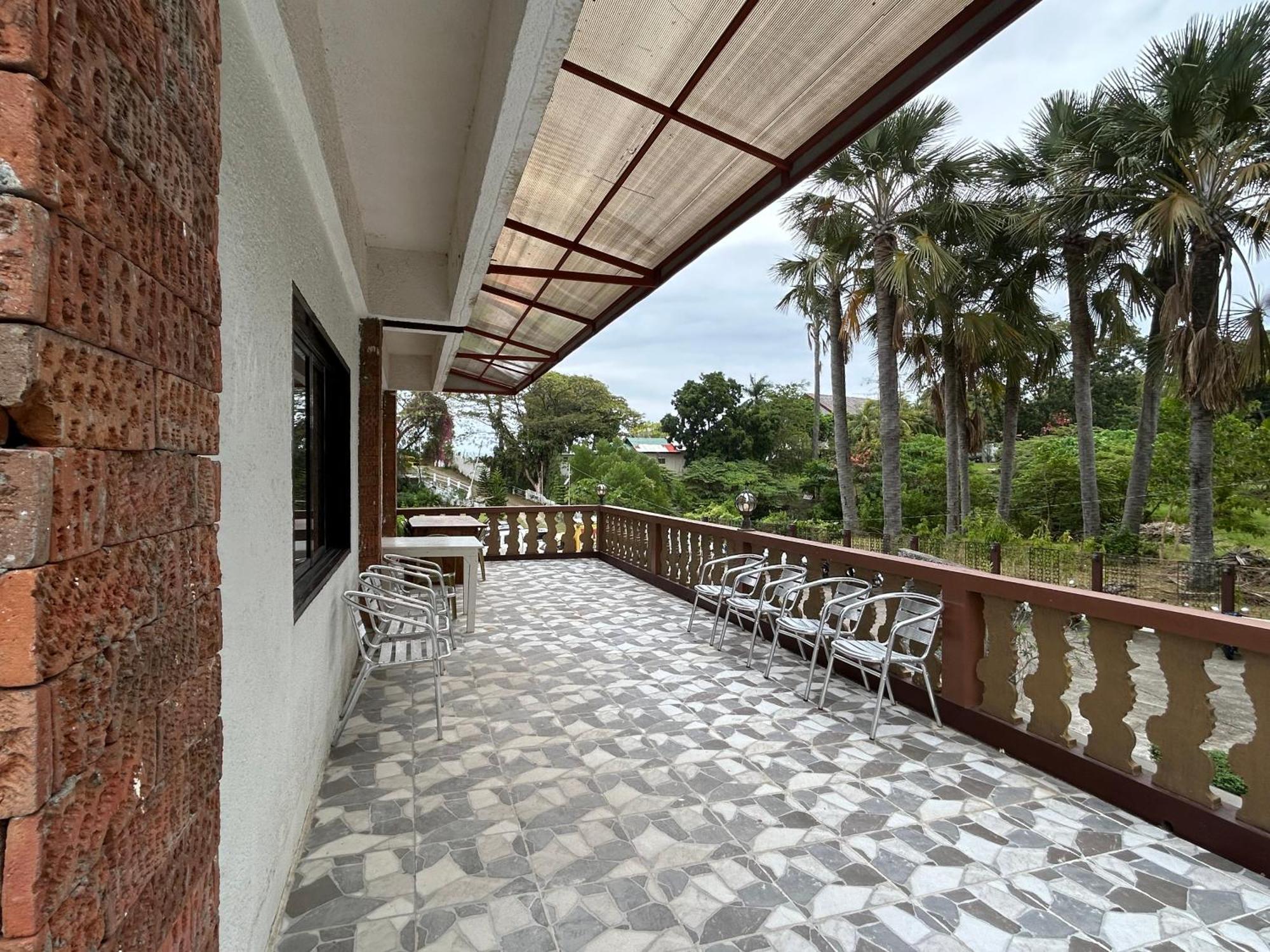 1888 Beach Resort ドゥマゲティ エクステリア 写真