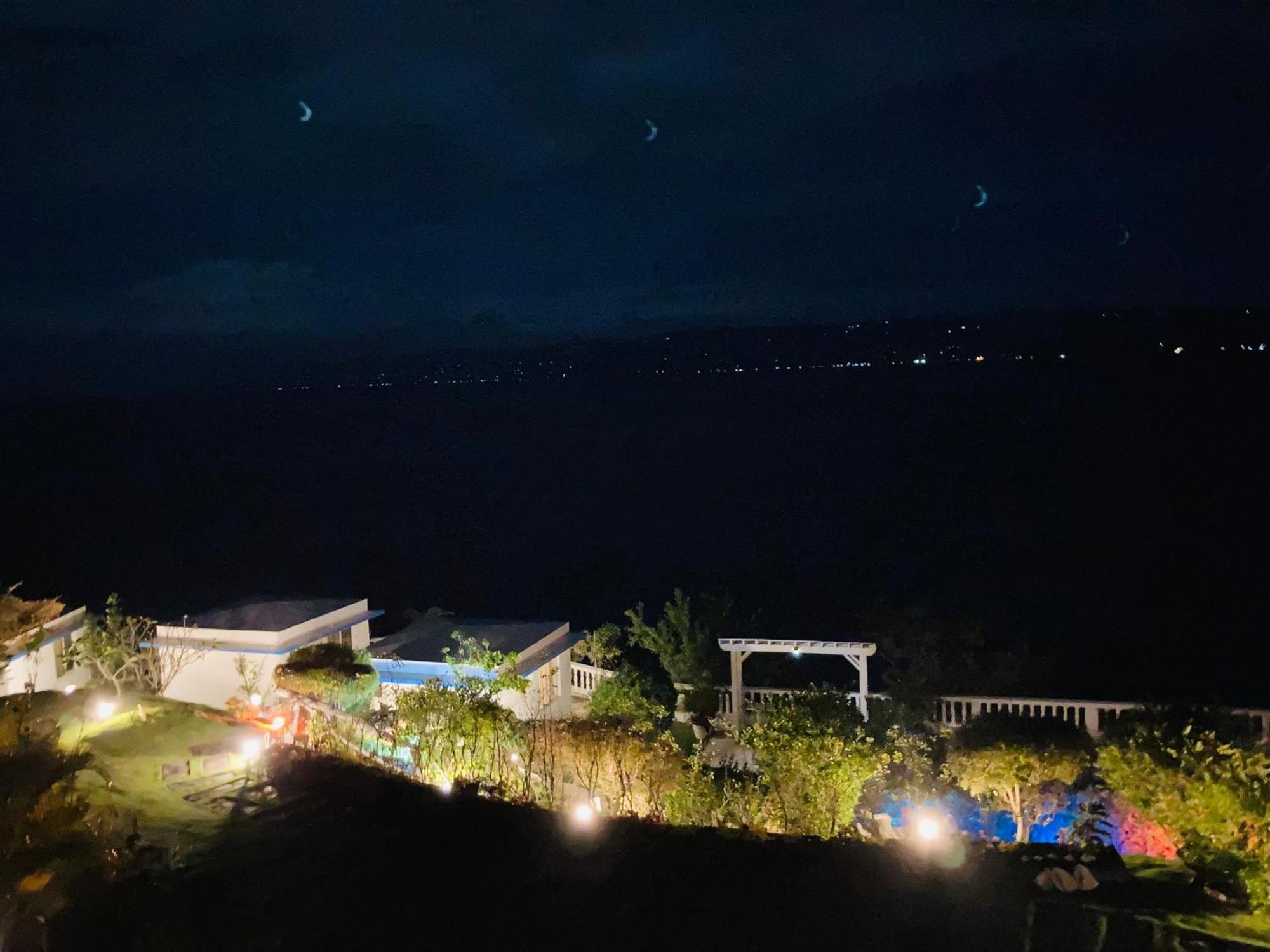 1888 Beach Resort ドゥマゲティ エクステリア 写真
