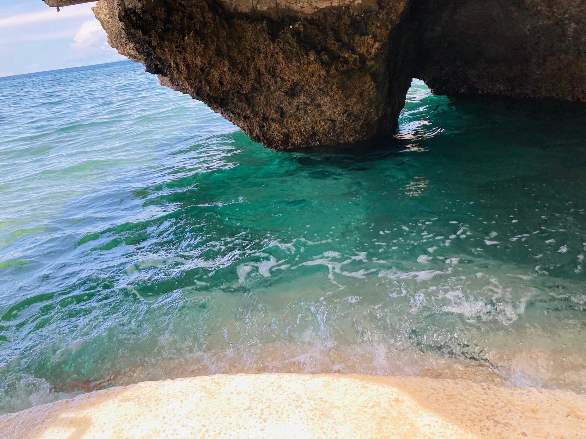 1888 Beach Resort ドゥマゲティ エクステリア 写真