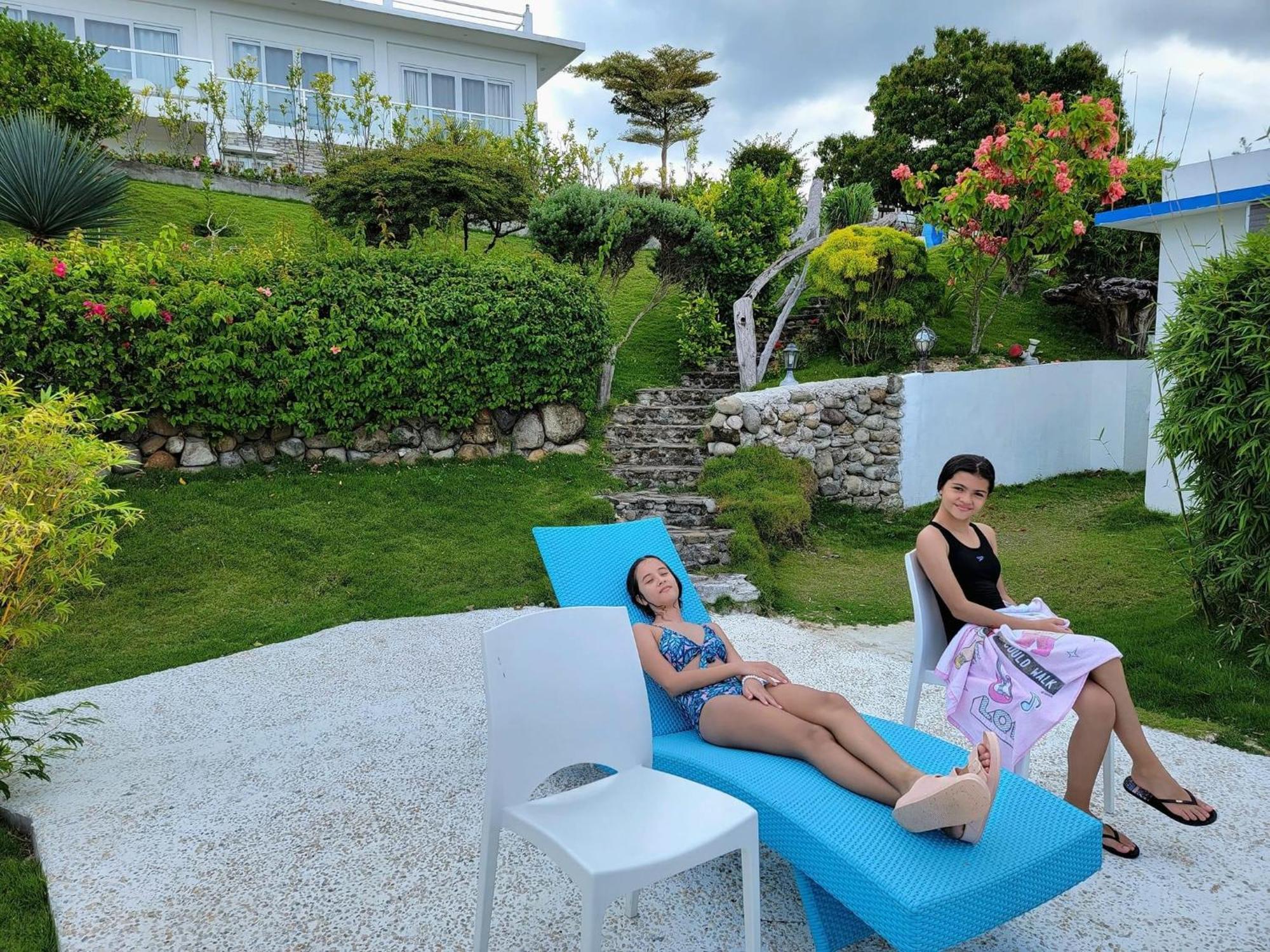 1888 Beach Resort ドゥマゲティ エクステリア 写真