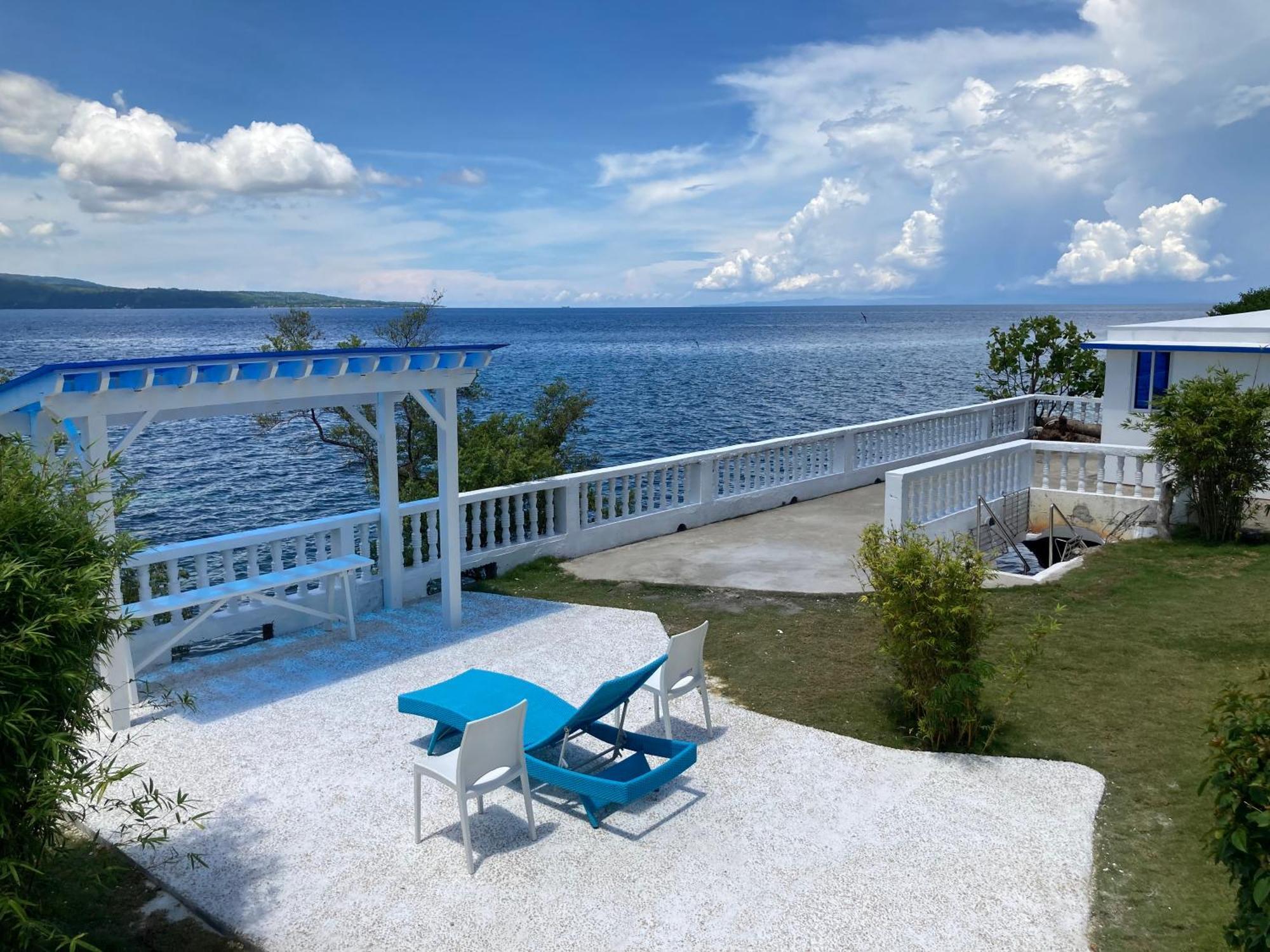 1888 Beach Resort ドゥマゲティ エクステリア 写真