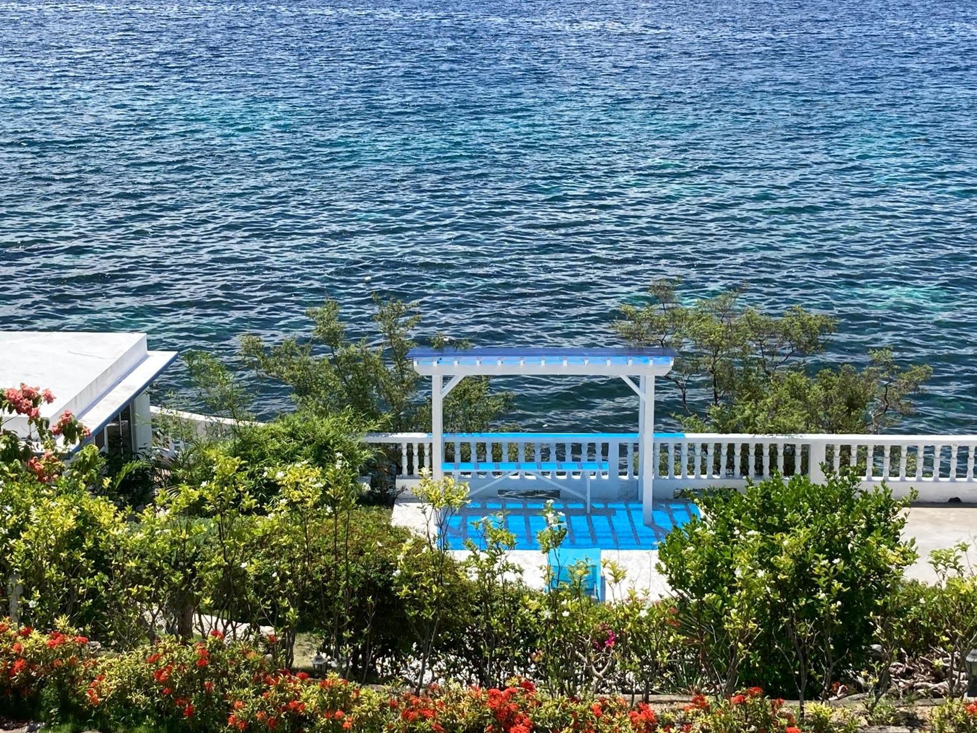 1888 Beach Resort ドゥマゲティ エクステリア 写真