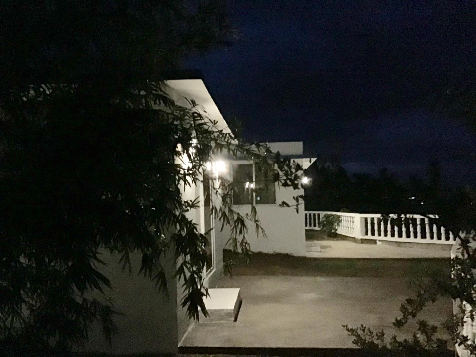 1888 Beach Resort ドゥマゲティ エクステリア 写真