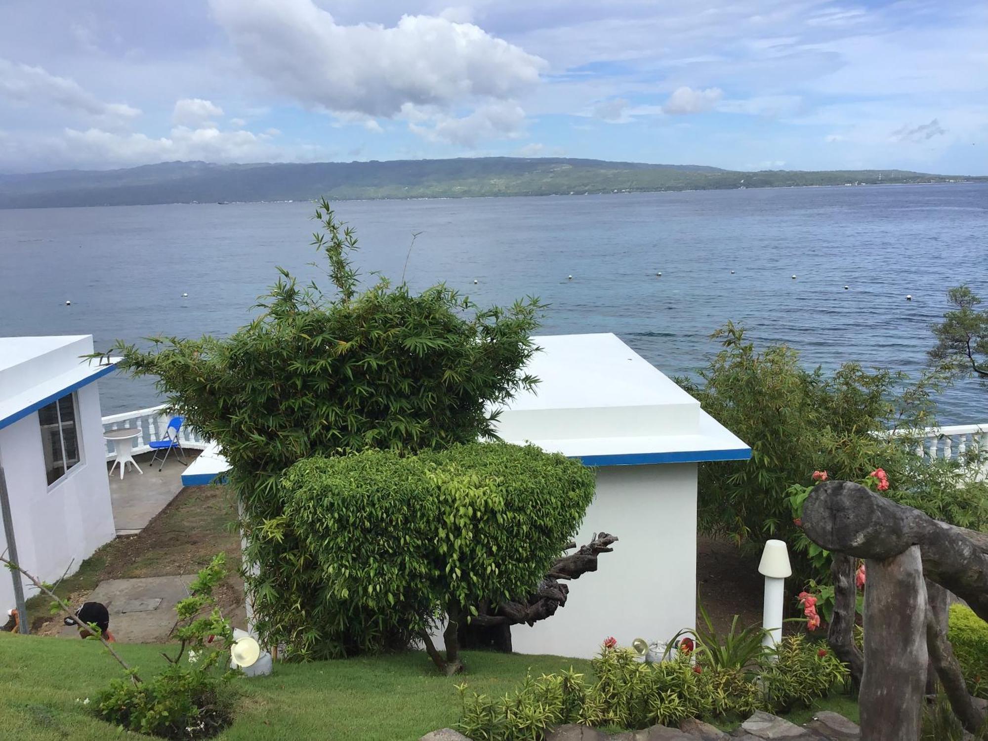 1888 Beach Resort ドゥマゲティ エクステリア 写真
